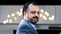 نماینده مجلس با اشاره به تلاطمات بازار ارز و سکه: اگر وزیر اقتصاد پاسخ قانع کننده‌ای به مردم ندهند، باید کنار برود