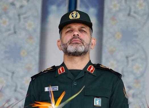 تغییرات راهبردی در سطوح عالی نظامی؛ رهبر انقلاب شش فرمانده کلیدی نیروهای مسلح را منصوب کردند تغییرات راهبردی در سطوح عالی نظامی؛ رهبر انقلاب شش فرمانده کلیدی نیروهای مسلح را منصوب کردند
