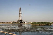 مجوز برداشت نفت در قلب هورالعظیم؛ بهره‌برداری از میدان سهراب پس از پنج سال مقاومت محیط‌زیستی کلید خورد
