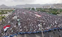 آغاز فاز جدید عملیات حوثی‌ها در یمن همزمان با خودداری آمریکا از مداخله
